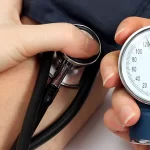 فشار خون بالا چیست و روش کنترل آن